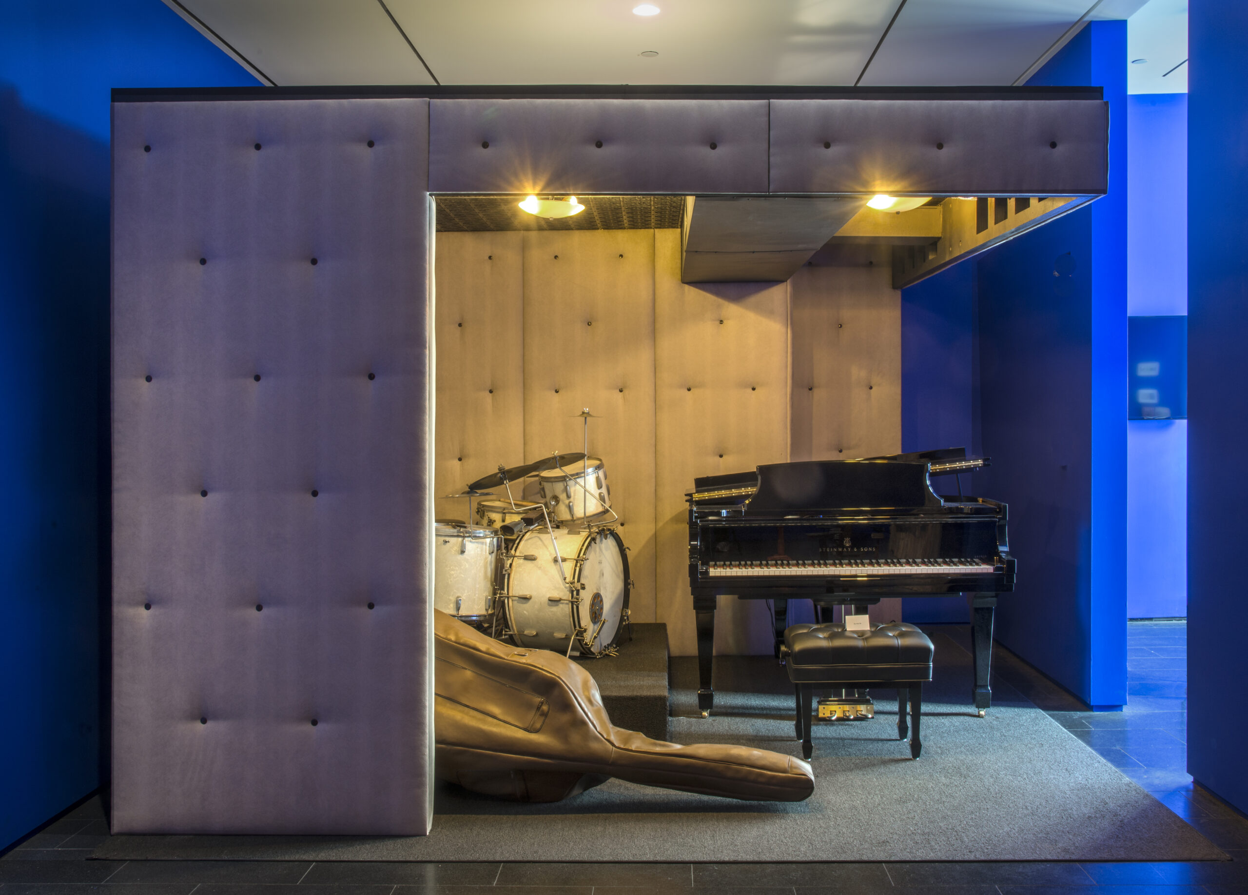 72. STAGED Three Deuces